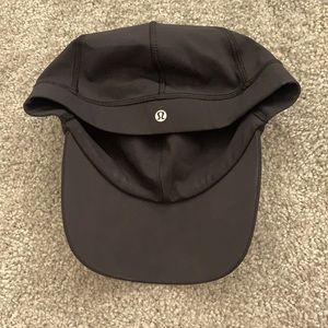 Lululemon Women Black Stretch Hat